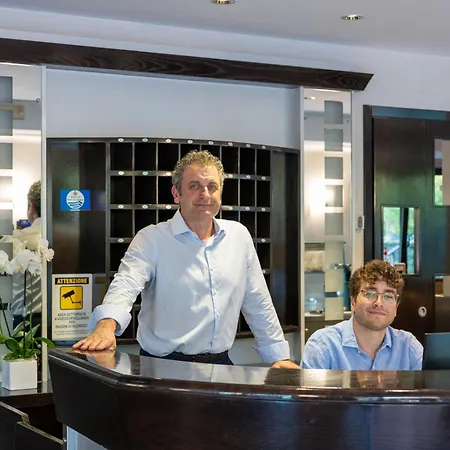 Hotel Riviera-2